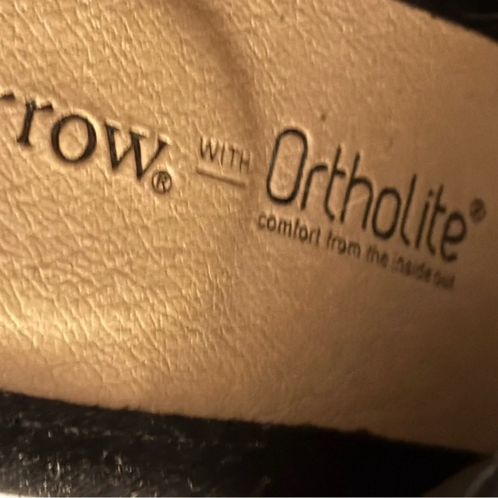 Croft & Barrow Black Strappy Heels - Picture 6 of 10